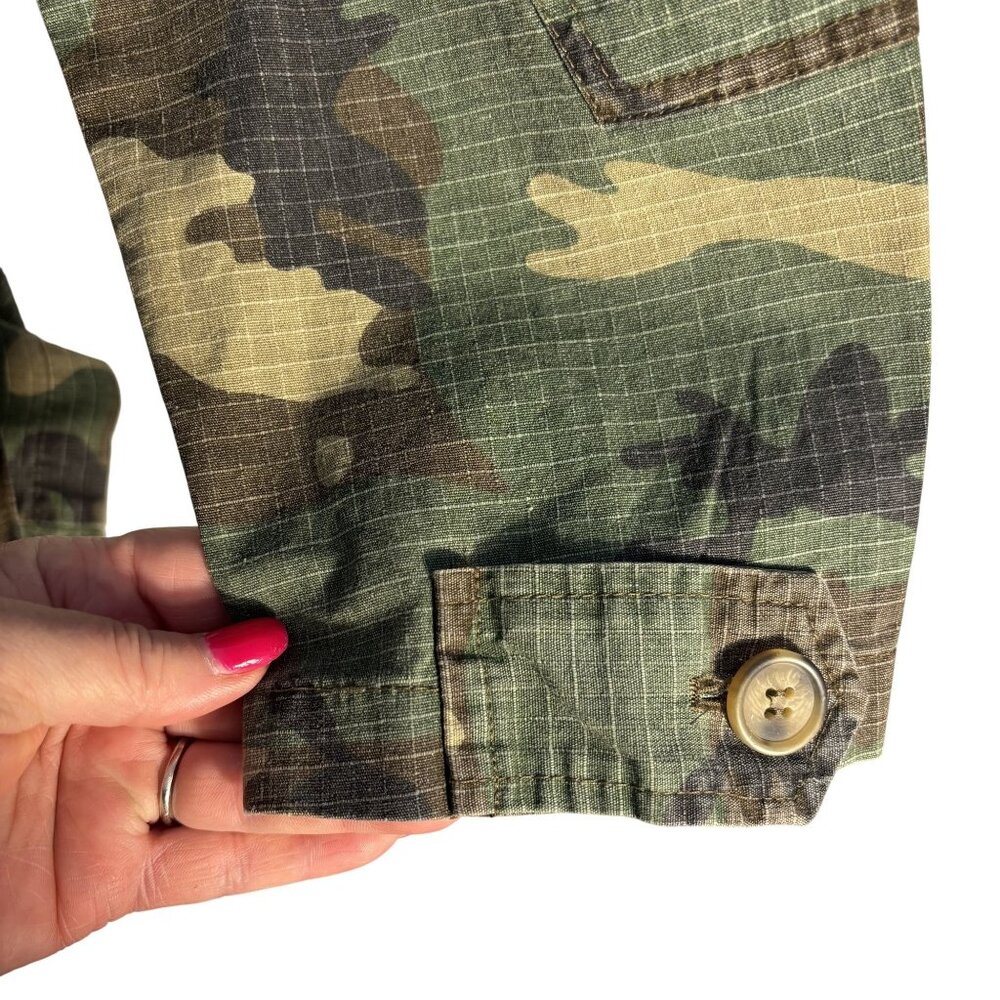 Paparazzi Camo Floral Embroidered Button-Up Jacket Tie Waist Large - Picture 6 of 14